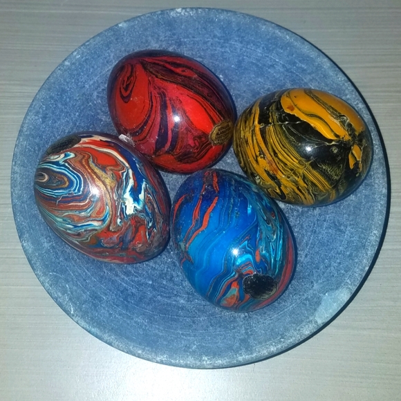 Other - Vintage Alabaster 5PC Set 4 Colored Eggs in a Dish